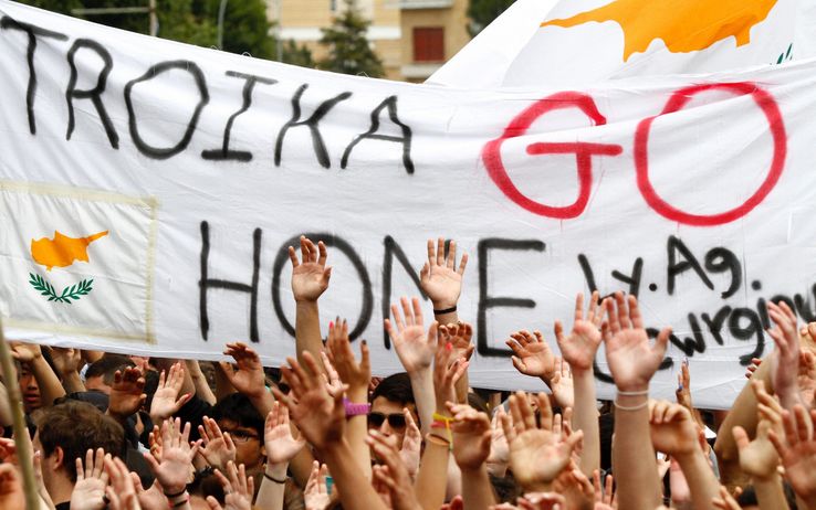 cipro_manifestazioni_contro_troika